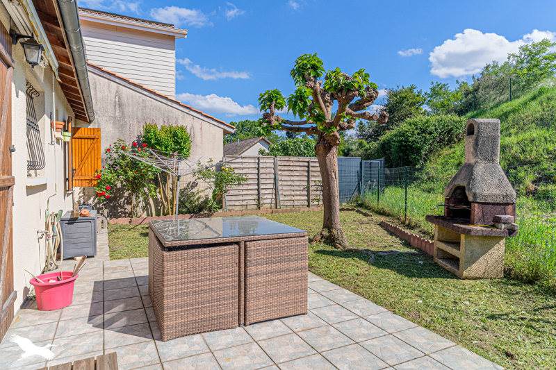 Vente Maison VILLENAVE D ORNON - 4 pièces -84 m² - (33140)