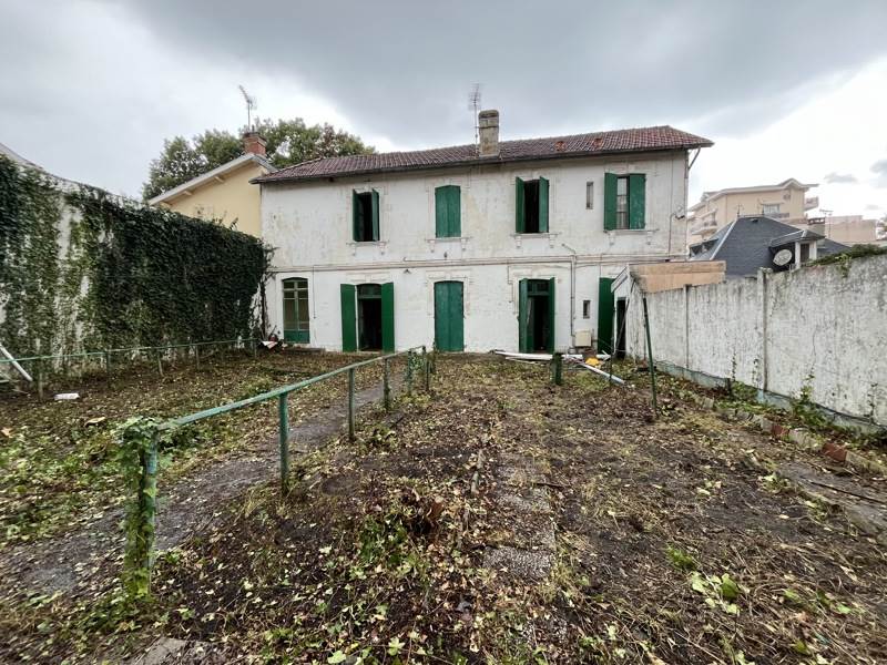 Vente Maison Arcachon - 7 pièces -145 m² - (33120)