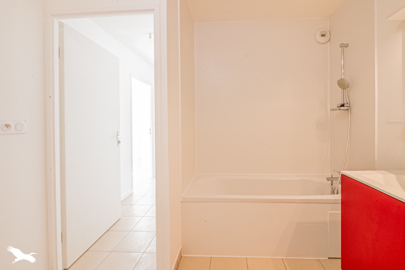 Vente Appartement ARTIGUES PRES BORDEAUX - 3 pièces -65 m² - (33370)
