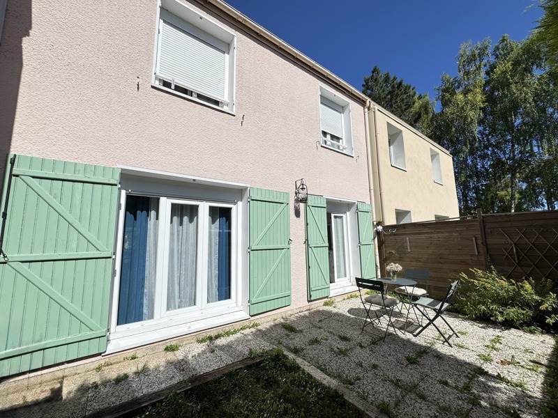 Vente Maison VAUREAL - 6 pièces -97 m² - (95490)