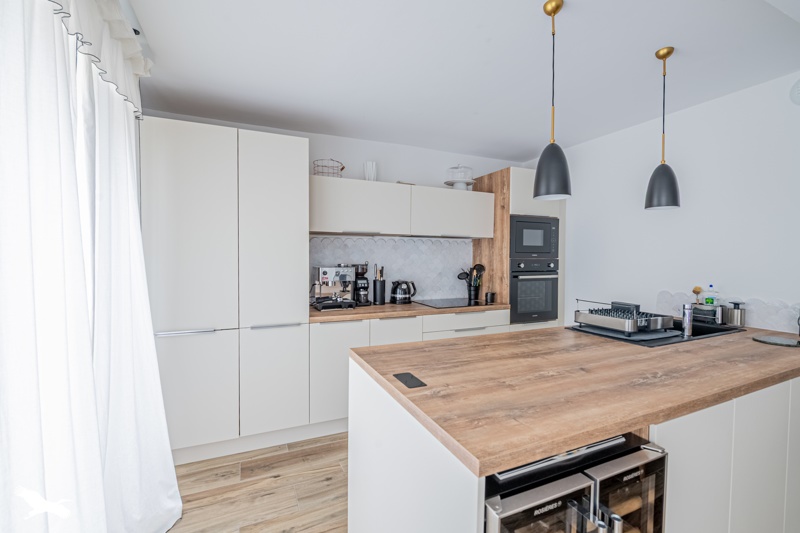 Vente Appartement BORDEAUX - 3 pièces -78 m² - (33100)