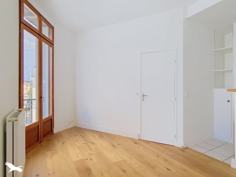 Vente Appartement BORDEAUX - 2 pièces -52 m² - (33100)