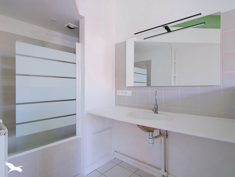 Vente Appartement BORDEAUX - 2 pièces -51 m² - (33100)