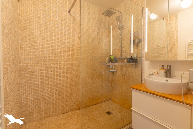 Vente Appartement BORDEAUX - 2 pièces -47 m² - (33100)
