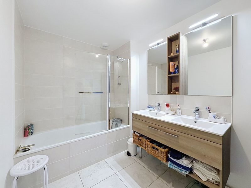 Vente Appartement BORDEAUX - 4 pièces -91 m² - (33100)