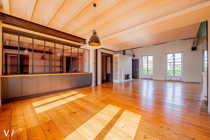 Vente Appartement Bordeaux - 5 pièces -230 m² - (33100)