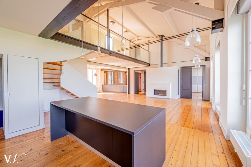 Vente Appartement Bordeaux - 5 pièces -230 m² - (33100)
