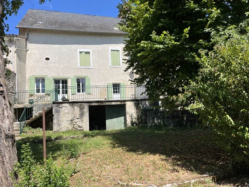Vente Maison PAUSSAC ET ST VIVIEN - 6 pièces -146 m² - (24310)