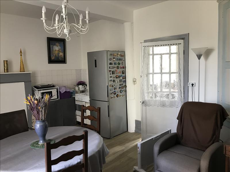 Vente Maison PAUSSAC ET ST VIVIEN - 6 pièces -146 m² - (24310)