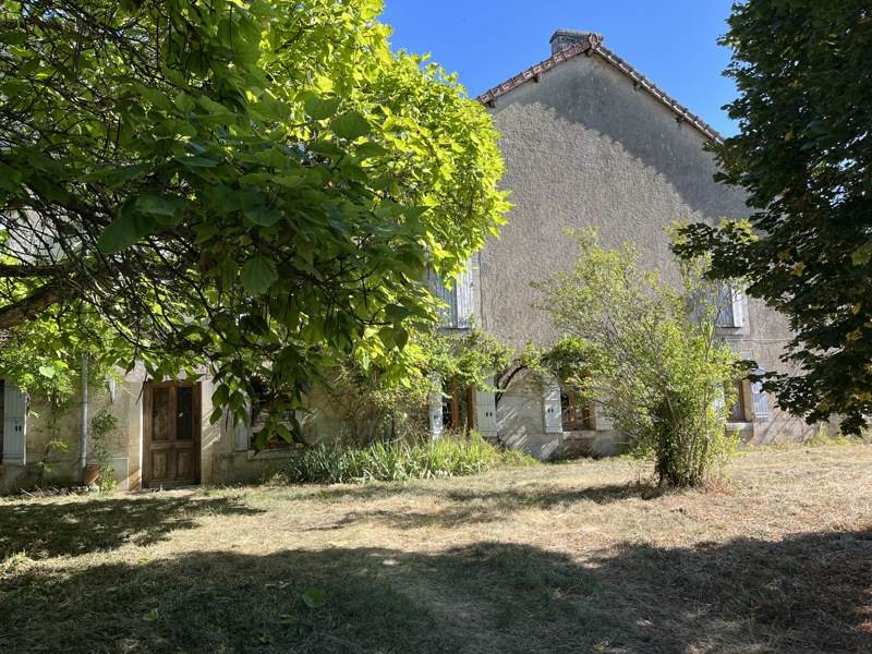 Vente Maison ST FRONT LA RIVIERE - 10 pièces -266 m² - (24300)