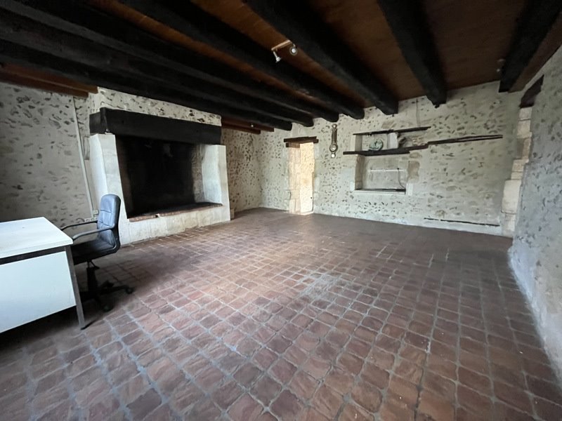 Vente Maison BIRAS - 7 pièces -180 m² - (24310)