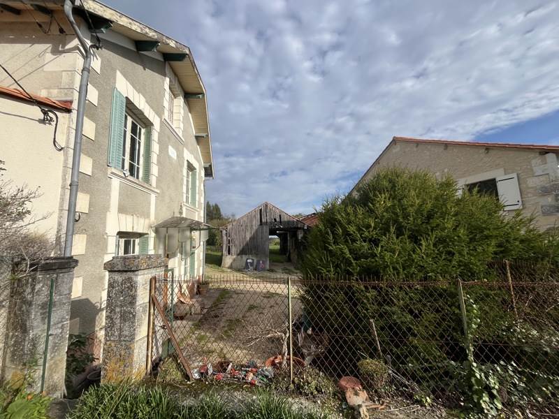 Vente Maison LISLE - 10 pièces -282 m² - (24350)