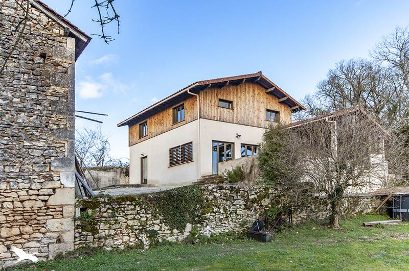 Vente Maison CHAMPAGNAC DE BELAIR - 6 pièces -131 m² - (24530)