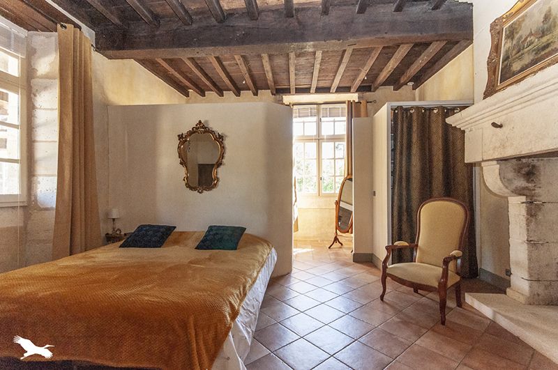 Vente Maison CREYSSAC - 5 pièces -223 m² - (24350)