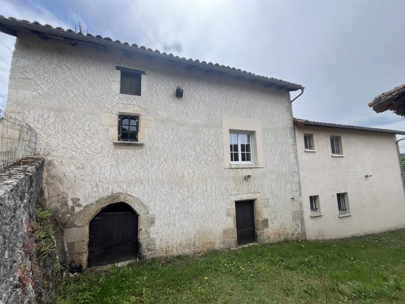 Vente Maison ST FRONT LA RIVIERE - 8 pièces -122 m² - (24300)