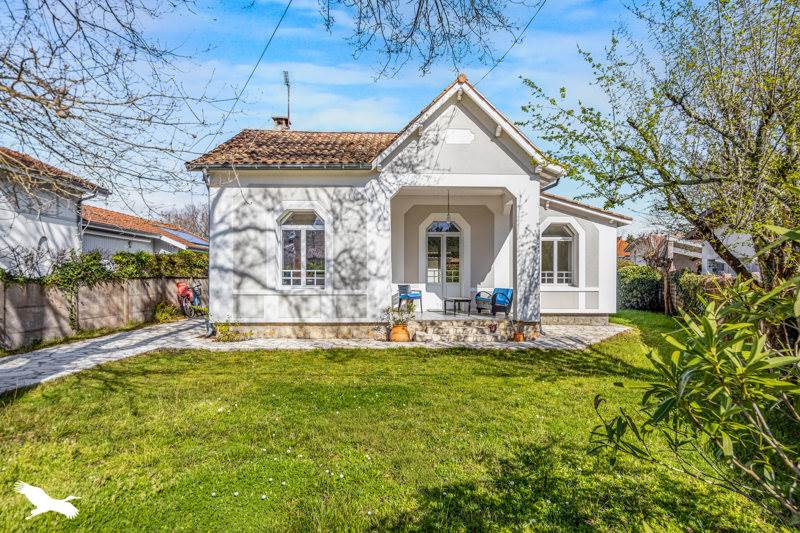 Vente Maison ARES - 6 pièces -127 m² - (33740)