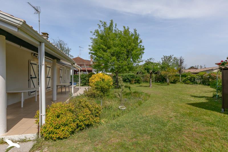 Vente Maison Arès - 5 pièces -120 m² - (33740)