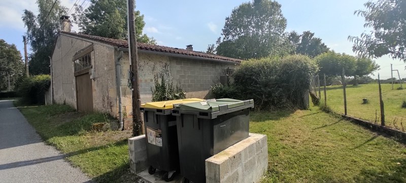 Vente Maison POLIGNAC - 3 pièces -113 m² - (17210)