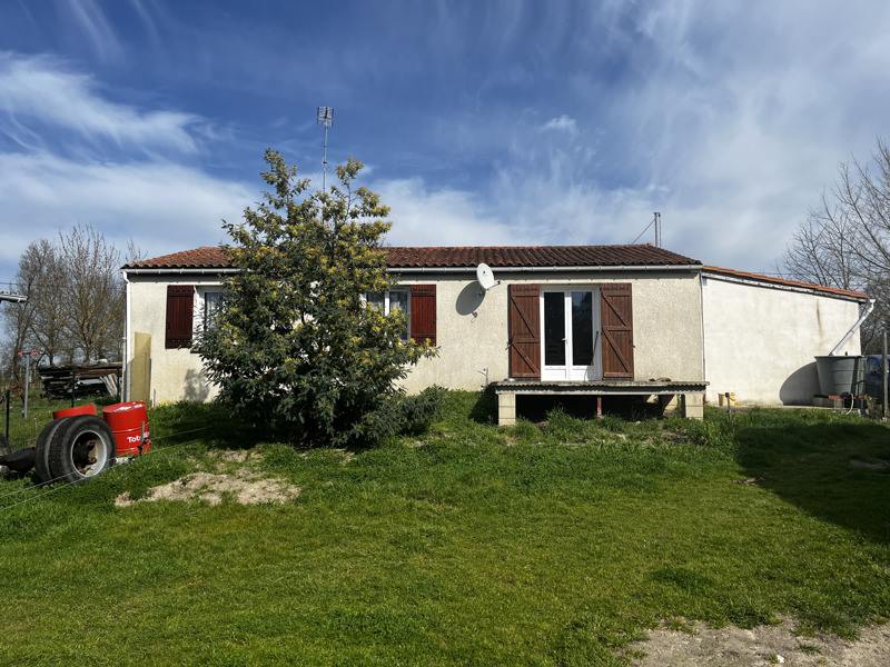 Vente Maison CHEPNIERS - 3 pièces -75 m² - (17210)