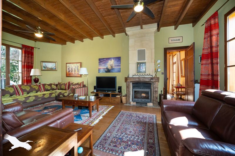 Vente Maison POMMIERS MOULONS - 7 pièces -207 m² - (17130)