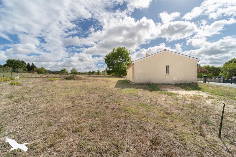 Vente Maison CHEPNIERS - 3 pièces -70 m² - (17210)