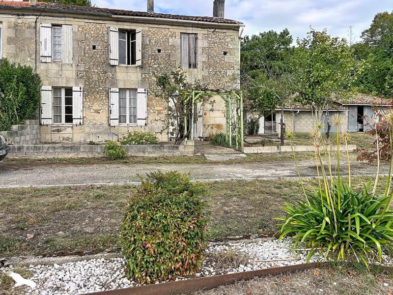 Maison 5 pièces 157 m² · à Montendre · 157 m² · 103 740 €