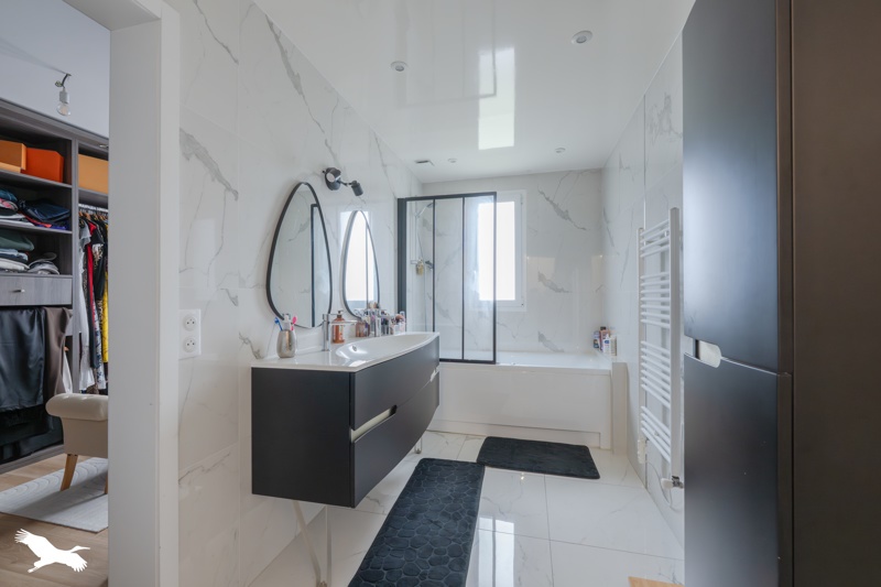 Vente Maison AUVERS SUR OISE - 7 pièces -165 m² - (95430)