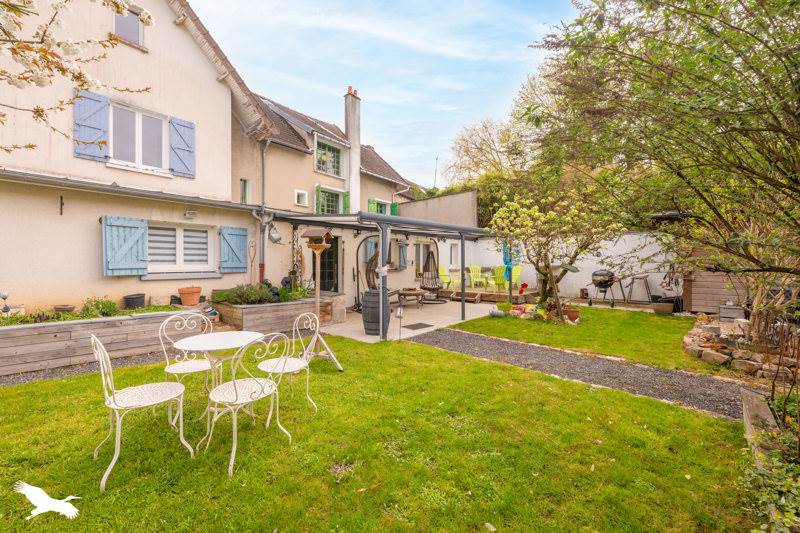 Vente Maison HEROUVILLE EN VEXIN - 7 pièces -173 m² - (95300)