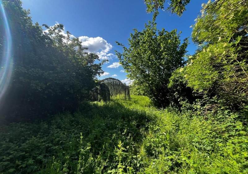 Vente Terrain AUVERS SUR OISE - -828 m² - (95430)