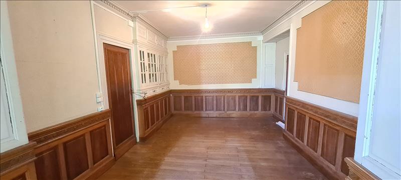 Vente Immeuble THENON - 8 pièces -  422 m² - (24210)