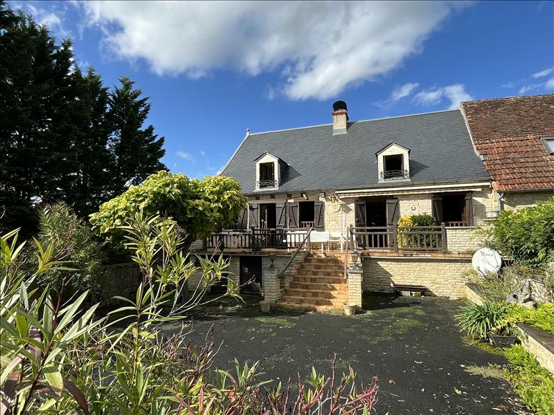 Vente Maison HAUTEFORT - 5 pièces -107 m² - (24390)
