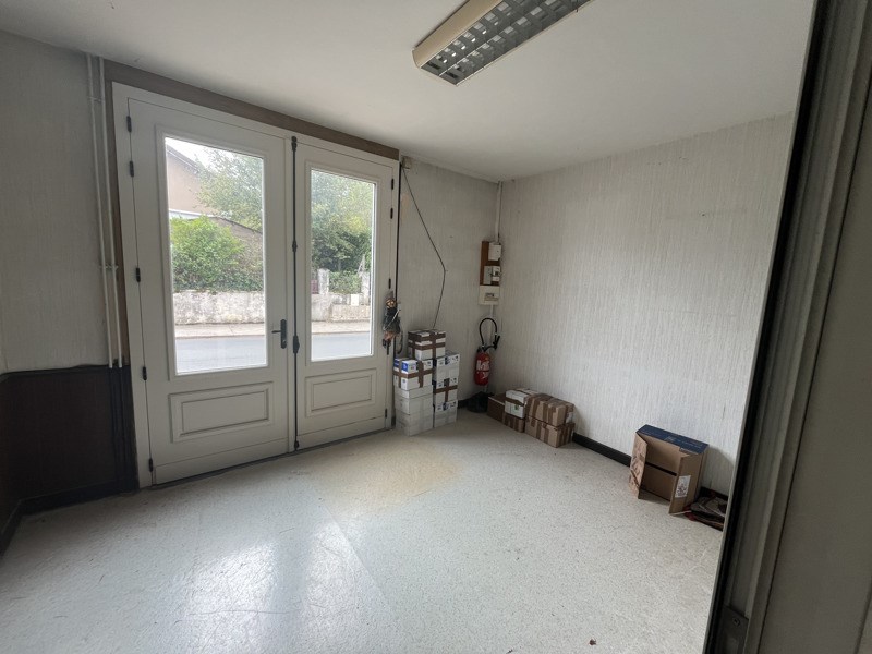 Vente Maison HAUTEFORT - 6 pièces -200 m² - (24390)