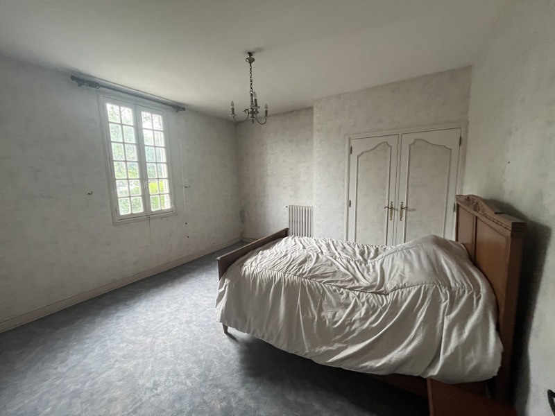 Vente Maison HAUTEFORT - 6 pièces -200 m² - (24390)