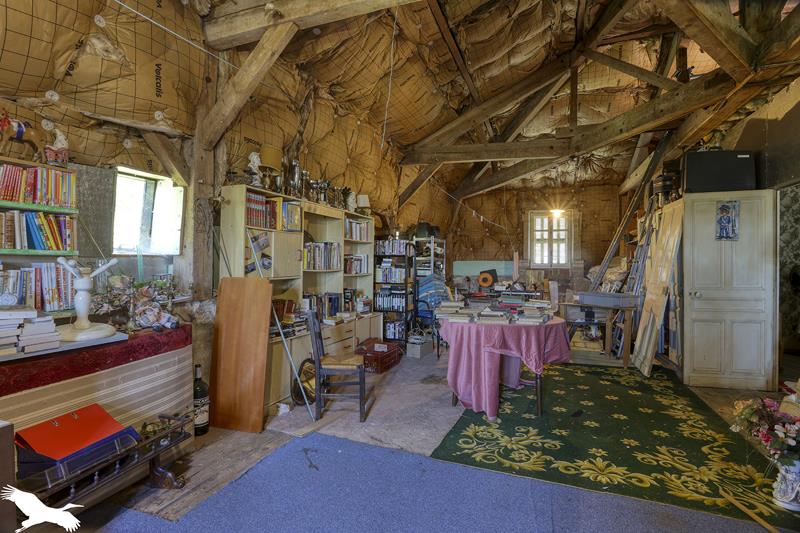 Vente Maison THENON - 12 pièces -220 m² - (24210)