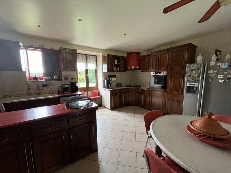 Vente Maison BOISSEUILH - 4 pièces -121 m² - (24390)