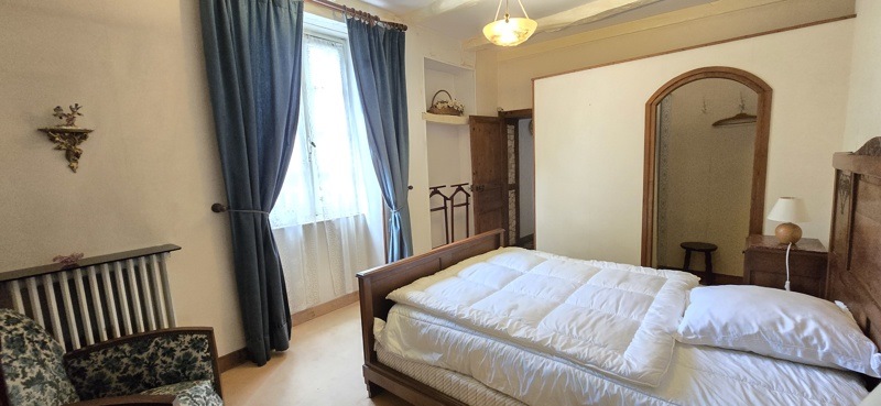 Vente Maison LA BACHELLERIE - 7 pièces -168 m² - (24210)