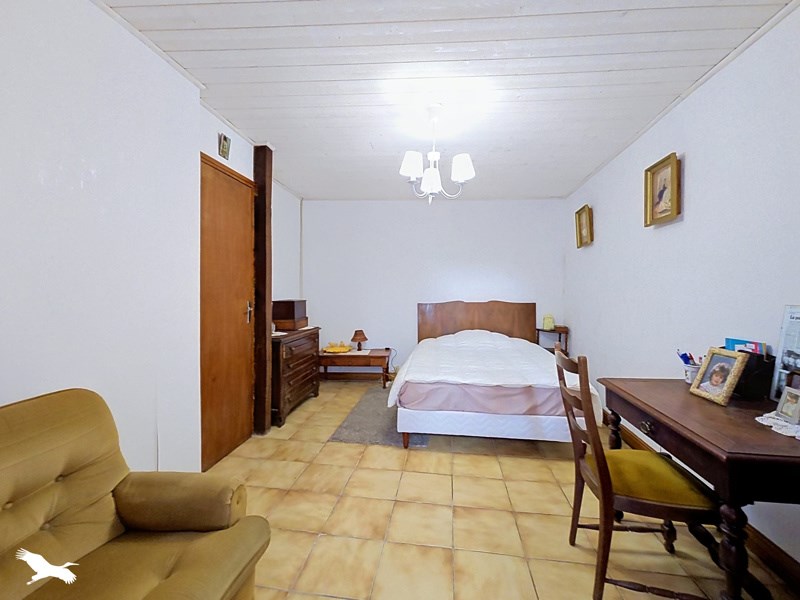 Vente Maison Hautefort - 6 pièces -102 m² - (24390)