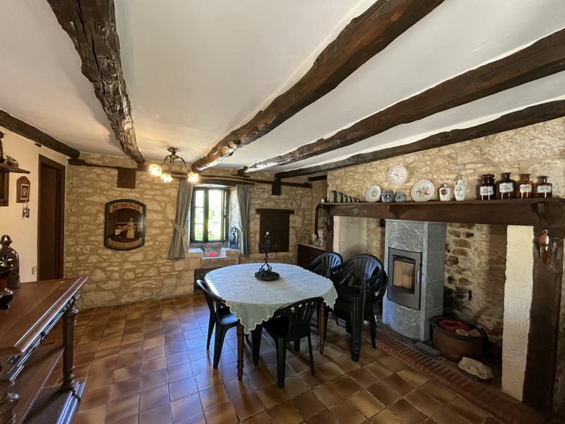 Vente Maison SALIGNAC EYVIGUES - 5 pièces -134 m² - (24590)