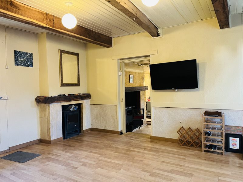 Vente Maison ST LEON SUR VEZERE - 5 pièces -92 m² - (24290)