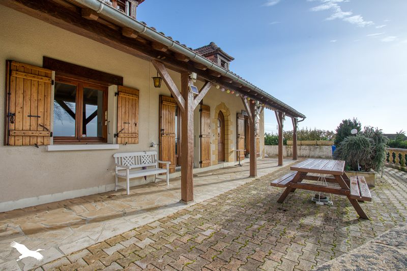 Vente Maison LES FARGES - 7 pièces -142 m² - (24290)