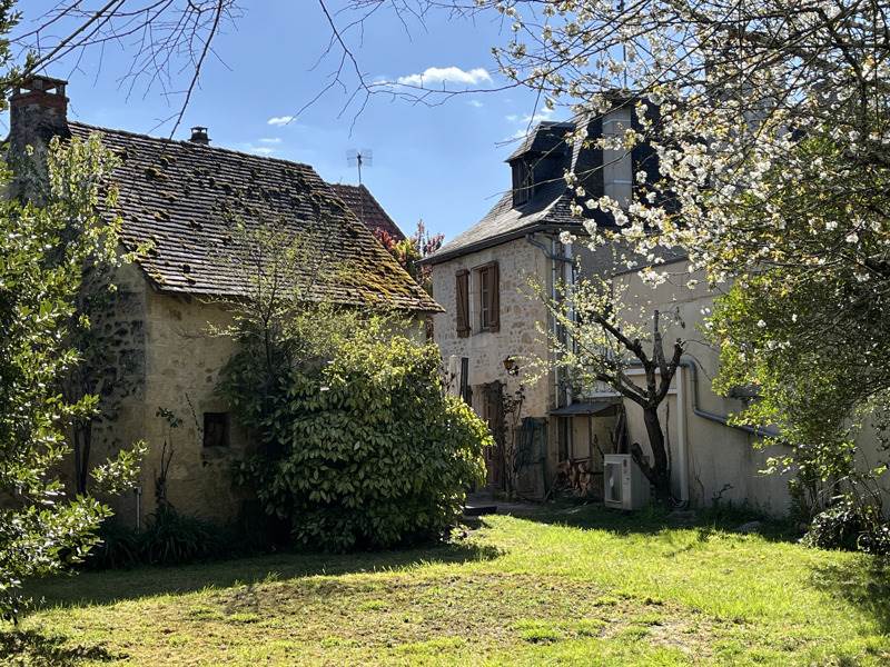 Vente Maison AUBAS - 3 pièces -85 m² - (24290)