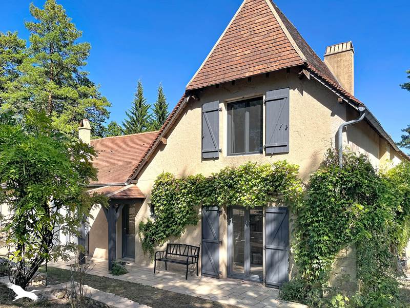 Maison 9 pièces 170 m² · à Fleurac · 170 m² · 449 000 €