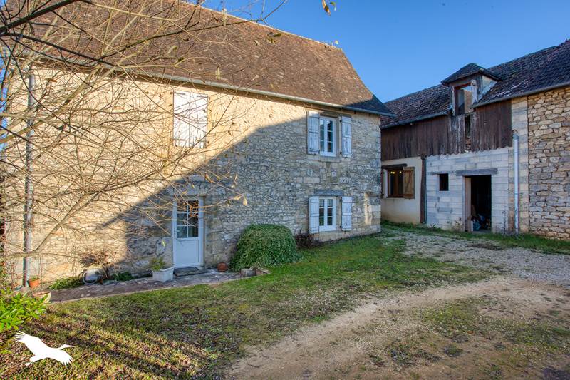 Vente Maison Saint-Léon-sur-Vézère - 7 pièces -180 m² - (24290)