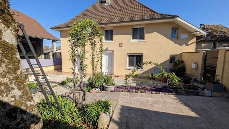 Vente Maison LES ABRETS EN DAUPHINE - 5 pièces -184 m² - (38490)