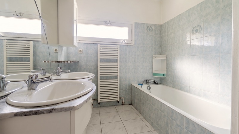 Vente Maison FAVERGES DE LA TOUR - 4 pièces -83 m² - (38110)
