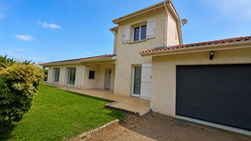Vente Maison ST VICTOR DE CESSIEU - 7 pièces -277 m² - (38110)