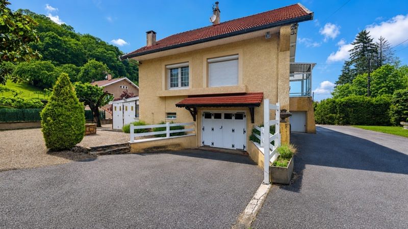 Vente Maison MAUBEC - 5 pièces -91 m² - (38300)