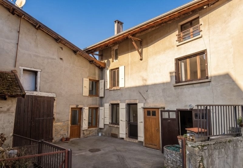 Vente Maison DOMARIN - 6 pièces -240 m² - (38300)