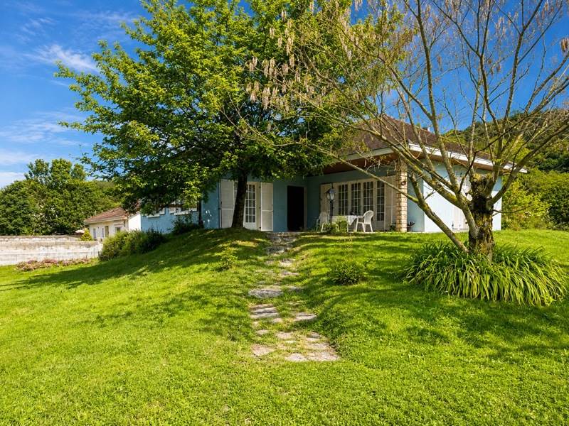 Vente Maison BRIORD - 5 pièces -141 m² - (01470)