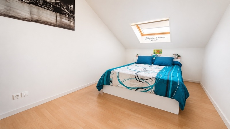 Vente Maison ST JEAN D AVELANNE - 5 pièces -94 m² - (38480)